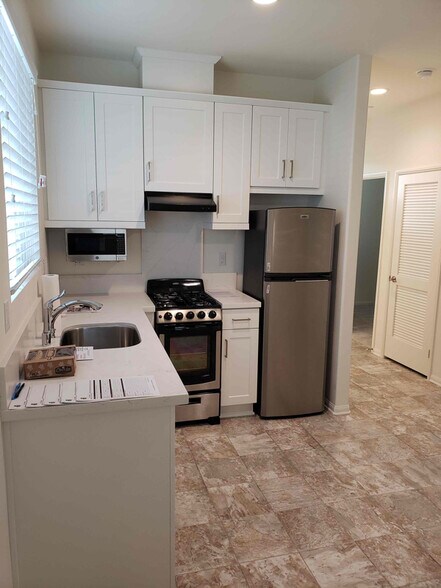 Building Photo - 5748 Arrowstone Ln