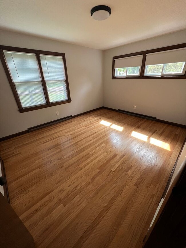 Building Photo - Updated Poland Ranch for Rent!