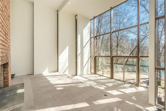 Building Photo - 20 Arrowhead Estates Ln