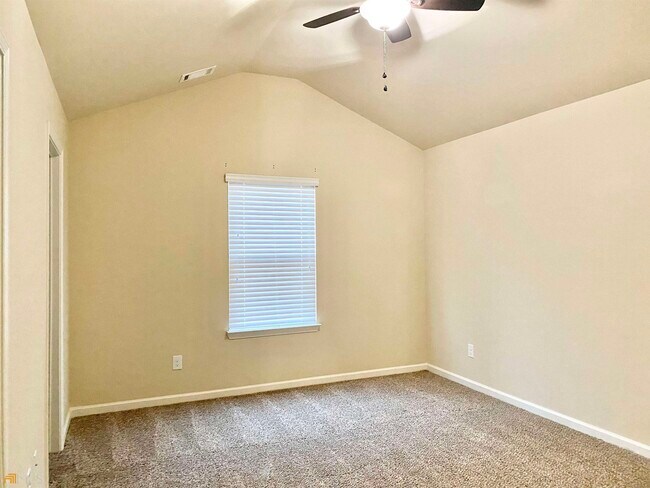 Building Photo - 5210 Black Bear Trail