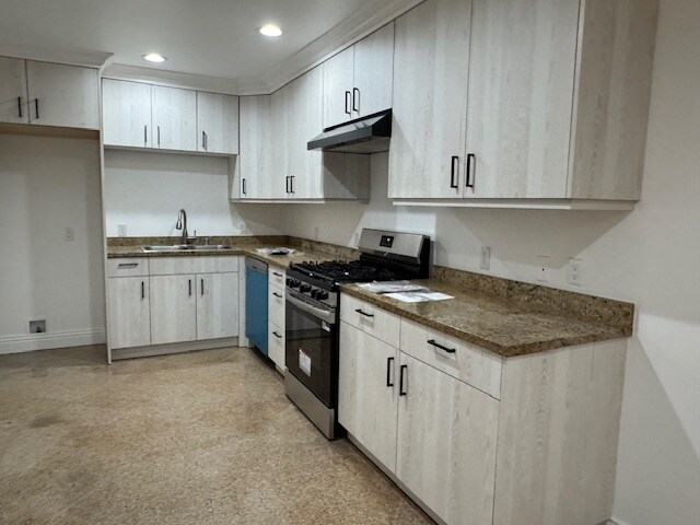 Building Photo - 14660 Gault St