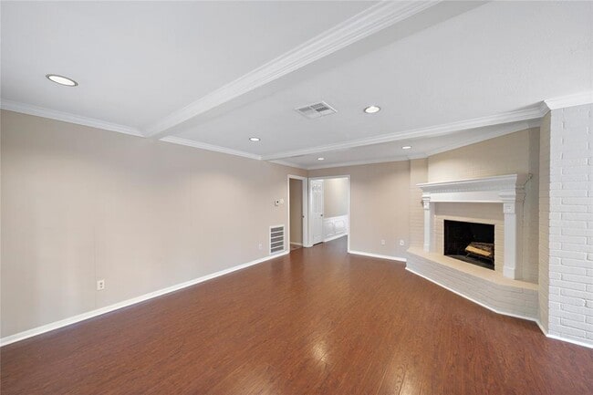 Building Photo - 12350 Attlee Dr