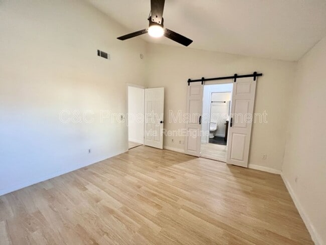 Building Photo - 1125 Burlingame Ave