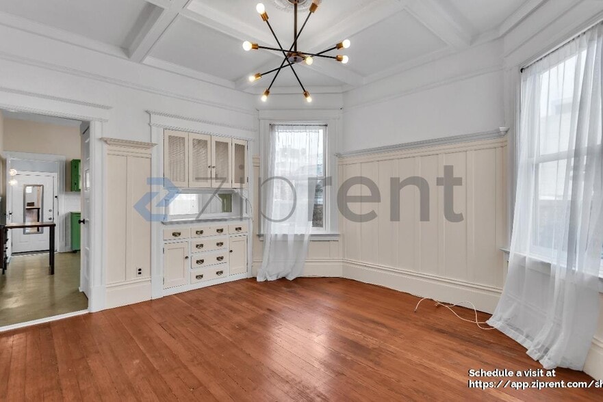 Building Photo - 161 Capp St