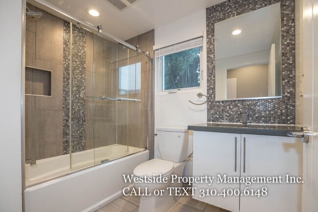 Building Photo - 6548 La Mirada Ave