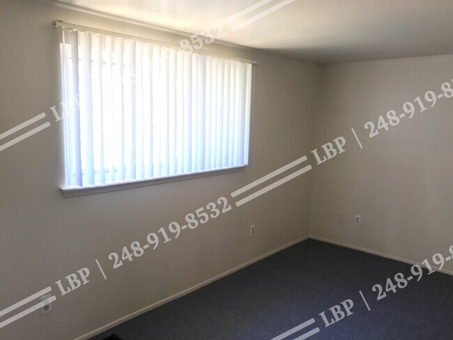 Building Photo - 5925 Inkster Rd