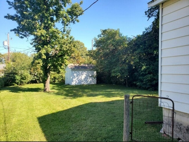 Building Photo - Cute 1 bedroom home in North East Springfield