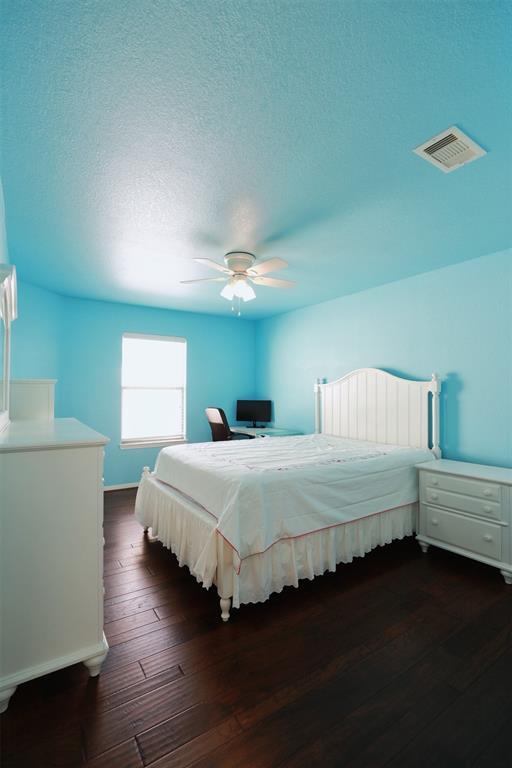Building Photo - 25719 Westbourne Dr