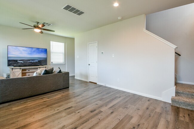 Building Photo - 24967 Goldoni Dr