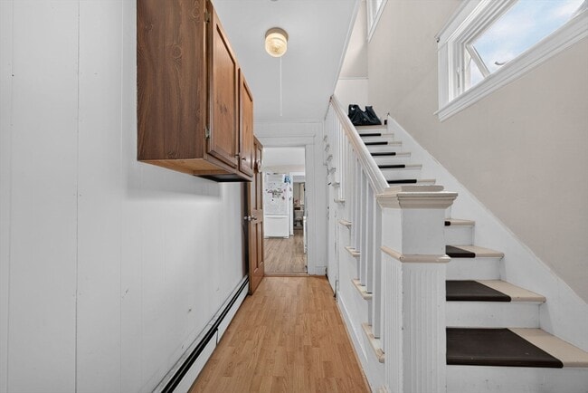 Building Photo - 16 Svenson Ave