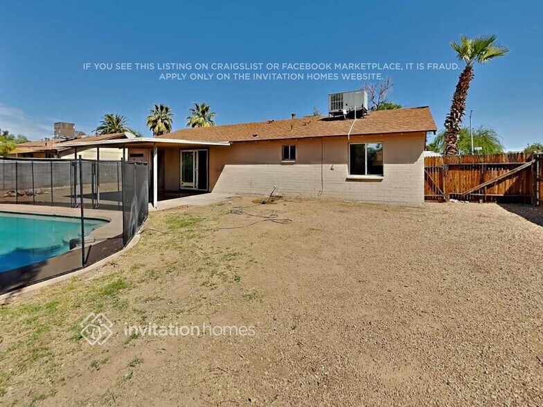 Building Photo - 13432 N 18th Ave