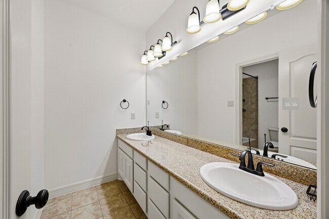 Building Photo - 27730 Dalton Bluff Ct