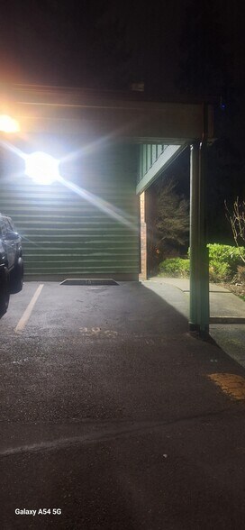 Building Photo - 310 S 174th Pl