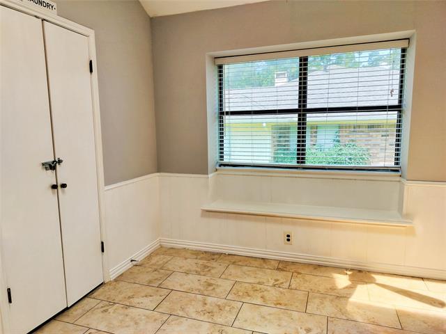 Building Photo - 2110 Teton Pl