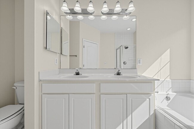 Building Photo - 7589 Great Swan Ct