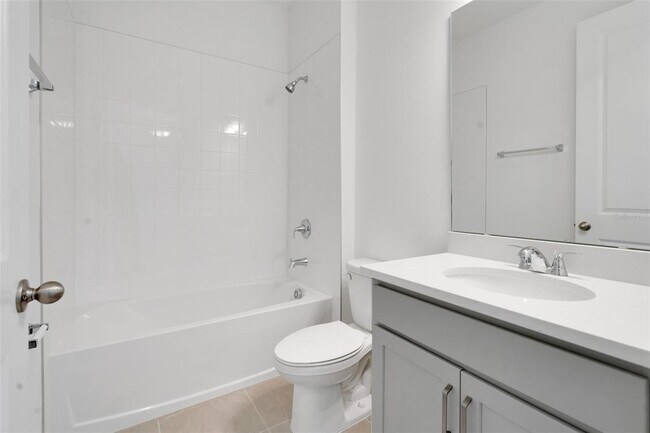 Building Photo - 1018 Swamp Chestnut Lp