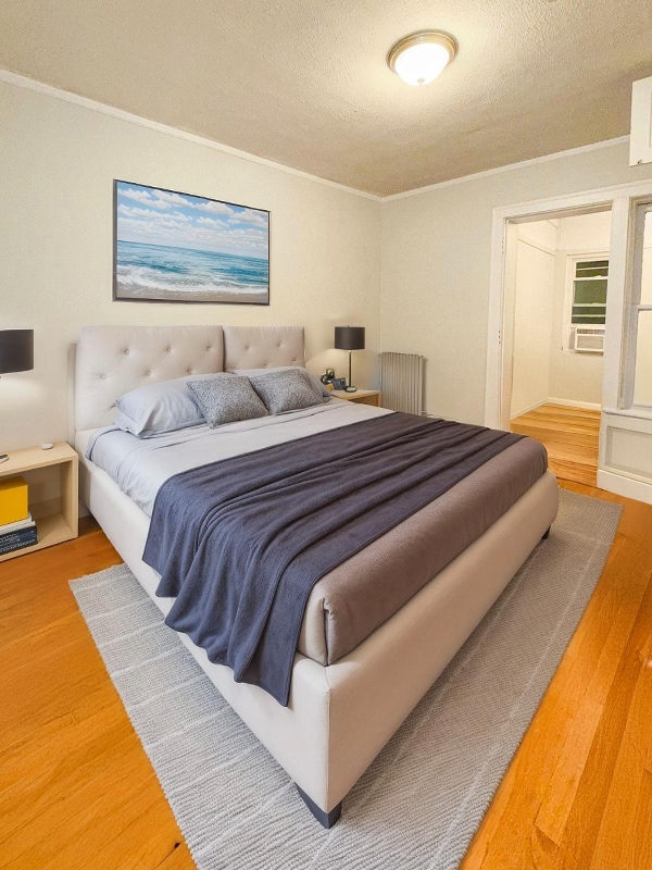 Building Photo - 2904 N Damen Ave