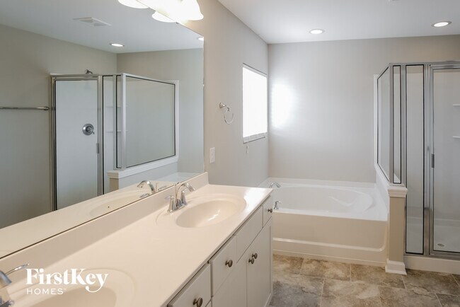 Building Photo - 506 Tarleton Dr