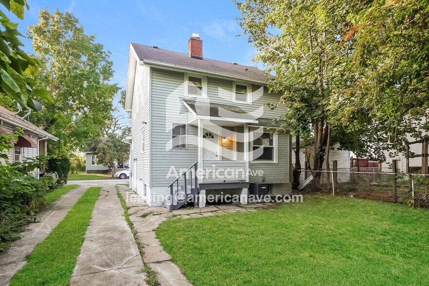 Building Photo - 3014 Louisiana Ave
