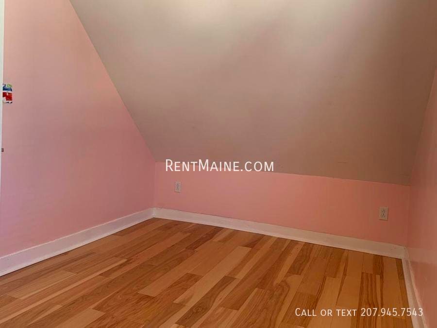 Building Photo - 322 Grove St