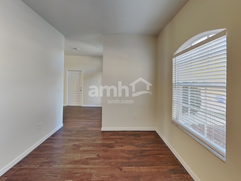 Building Photo - 13219 Beechberry Dr