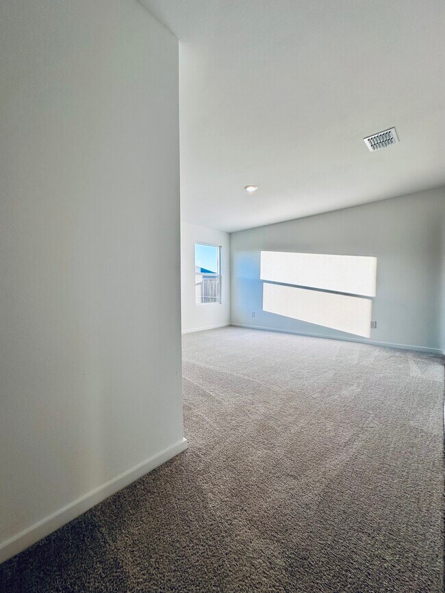 Building Photo - 2020 Welsh Ln