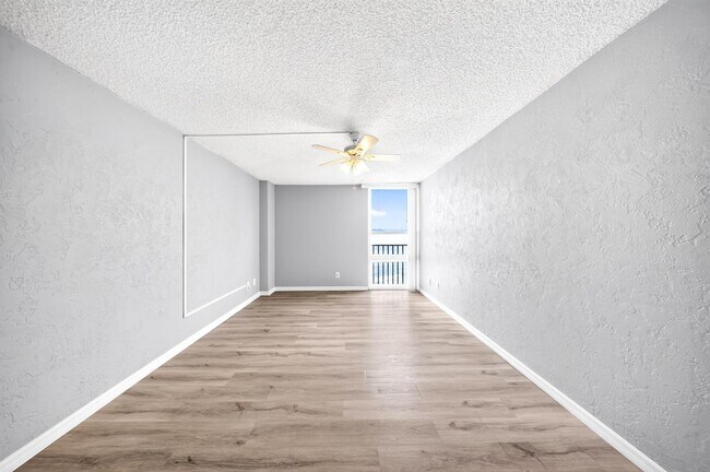 Building Photo - 3047 S Atlantic Ave