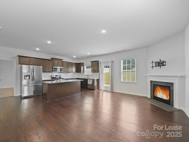 Building Photo - 1008 Hudson Taylor Ln