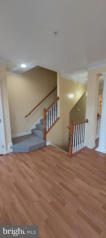 Building Photo - 575 Odendhal Ave