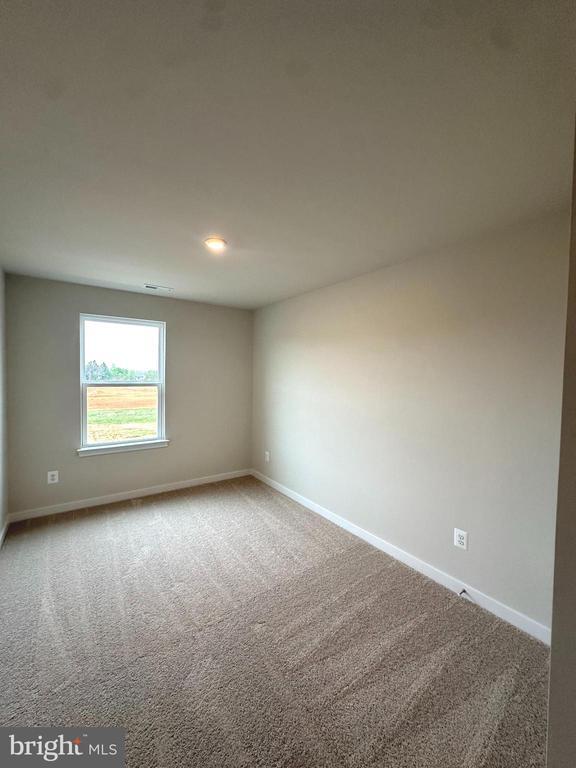 Building Photo - 369 Huntwell W Ave