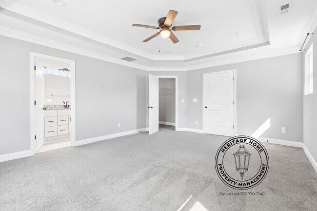 Building Photo - Charming 3-Bed Haven with 2.5 Baths in the Heart of Hampton!