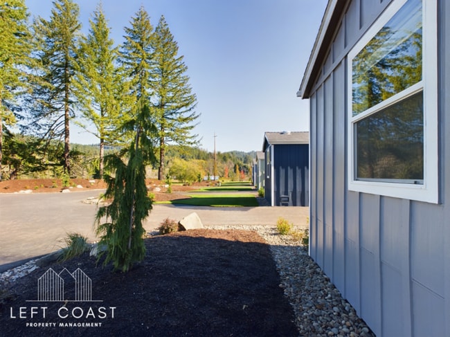 Building Photo - 2368 Salmon River Highway - 1