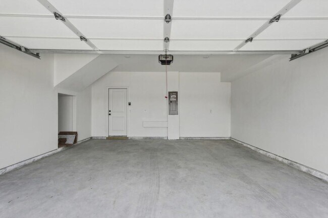 Building Photo - 2696 Crk Vw Ter NW