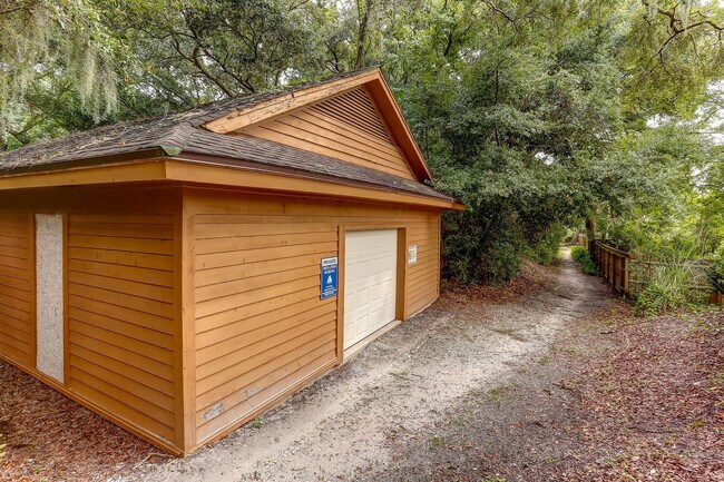 Building Photo - 2328 Sadler Rd