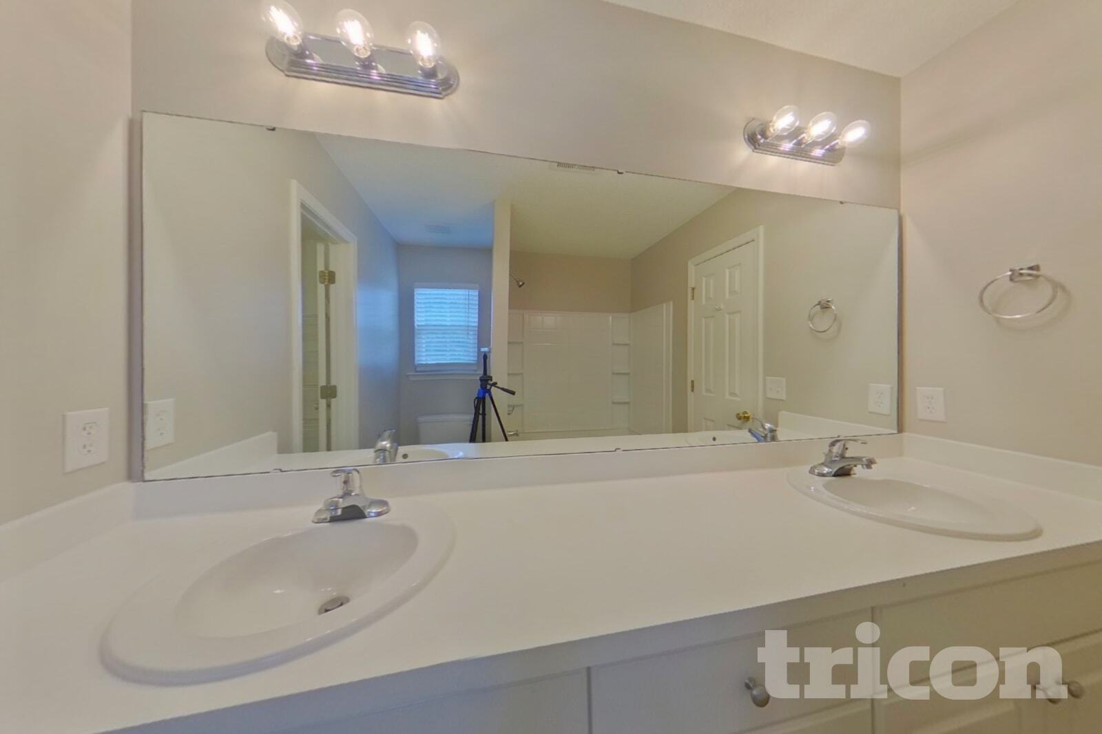 Building Photo - 65 Sand Oak Ct