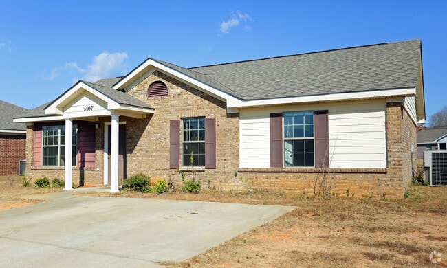 Building Photo - Community Village Apartments