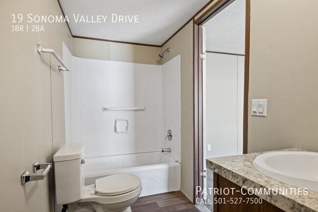 Building Photo - 19 Sonoma Dr