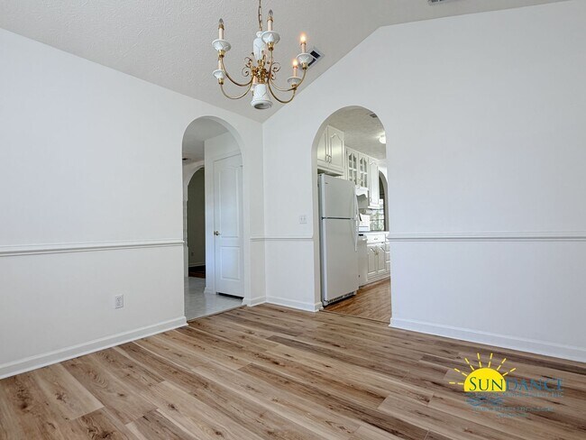 Building Photo - Coastal Comfort Living with Private Beach Access Just Off 30A!