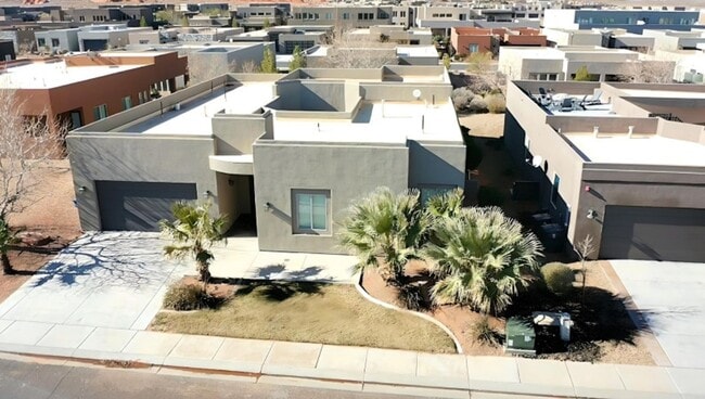 Building Photo - Sand Hollow Sunset