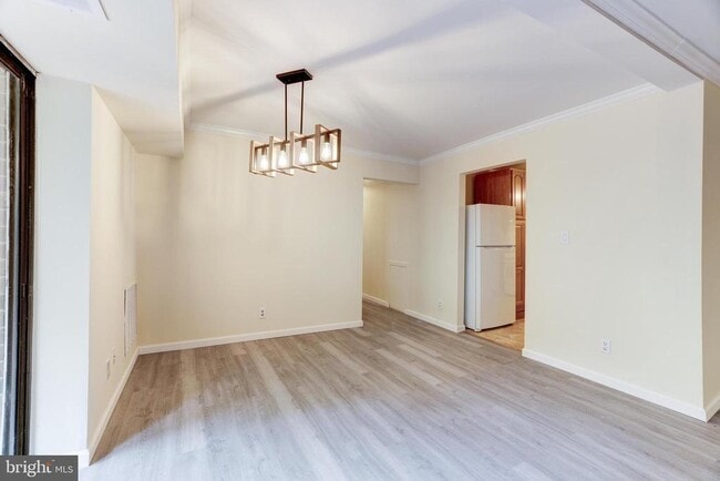 Building Photo - 7905 Dassett Ct