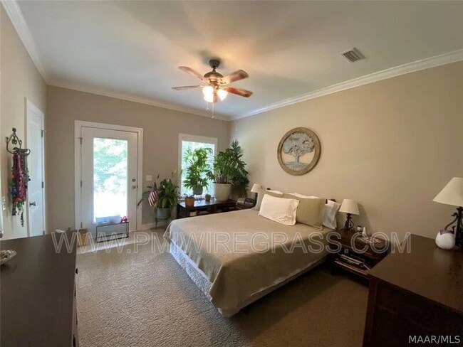 Building Photo - 225 Charleston Dr