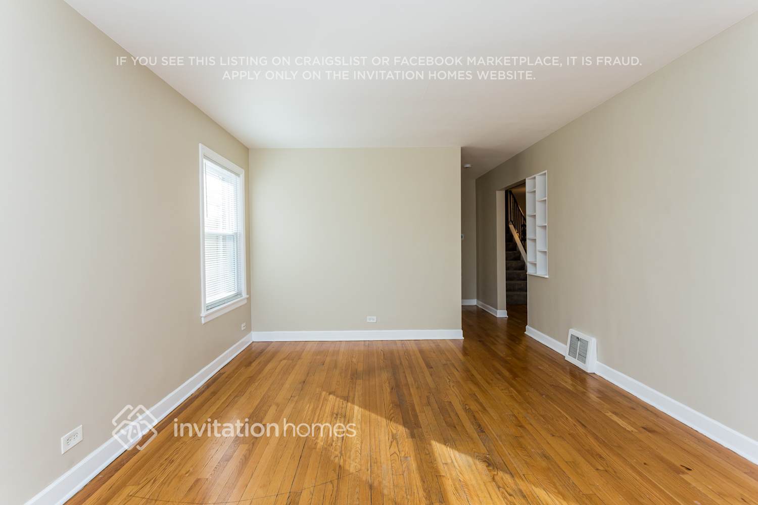 Building Photo - 2526 Maple St