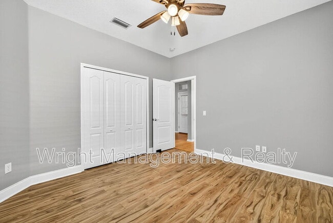 Building Photo - 5025 Torrey Hills Ln