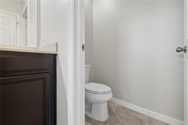 Building Photo - 8019 Glenlloyd Ave