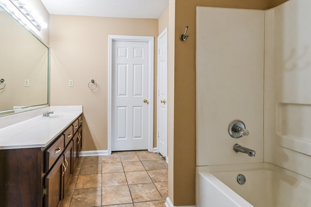 Building Photo - 2901 Connor Reed Dr