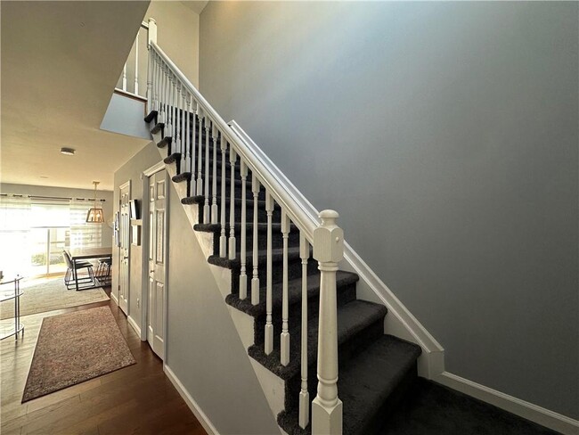 Building Photo - 620 Crab Apple Ln