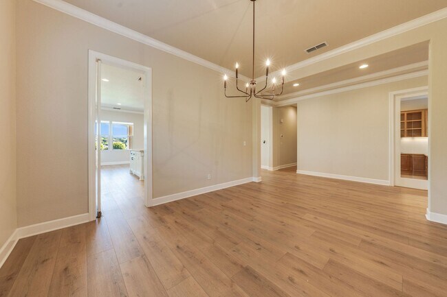 Building Photo - Luxury 4-Bedroom Home in El Dorado Hills Exclusive Serrano Community!
