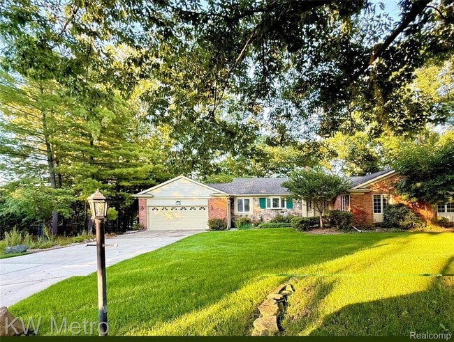 Building Photo - 1448 Inwoods Cir