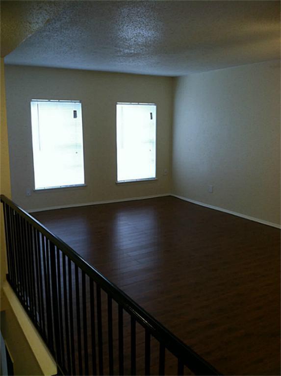 Building Photo - 1275 Witte Rd