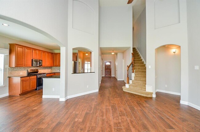 Building Photo - 25418 Lockspur Dr